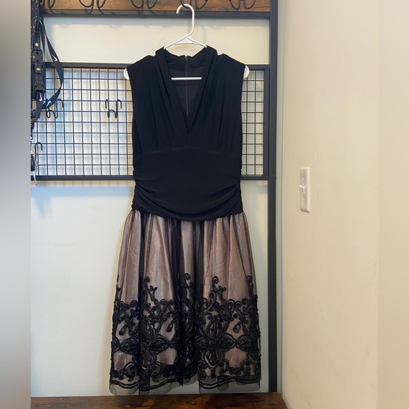 EUC |‎ SLNY women’s tulle skirt dress with lace — size 14 - Picture 1 of 9